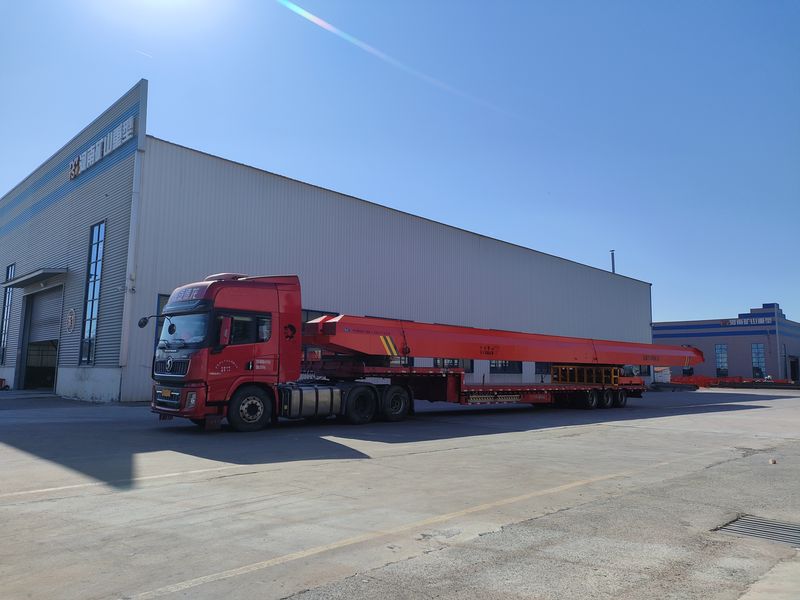 電動單梁起重機  2臺 LD3t—26.85m 制作完成，發(fā)往江蘇交付客戶使用