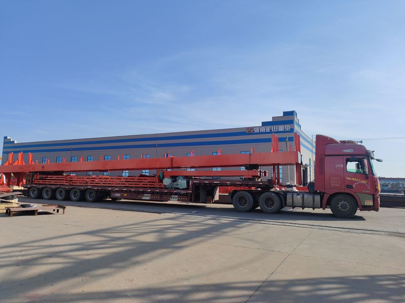 電動葫蘆門式起重機  2臺 MHxh10t—24m 制作完成，發(fā)往湖北交付客戶使用